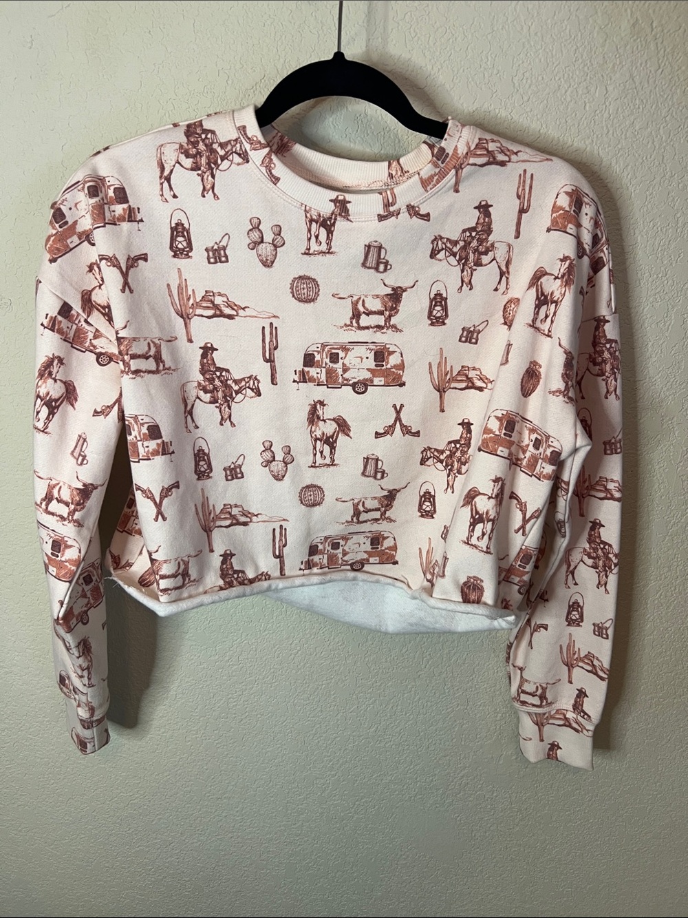 Rock & Roll Cowgirl Cream & Rust Western Print Cropped Sweater